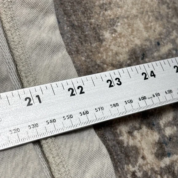 Wrangler Gray Sweatshirt with Red and Blue Pattern - Picture 4 of 8